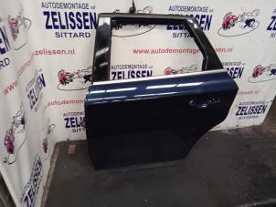 Używane Drzwi lewe tylne wersja 4-drzwiowa Ford Mondeo IV Wagon 2.0 Ecoboost SCTi 16V Cena € 262,50 Procedura marży oferowane przez Zelissen V.O.F. autodemontage