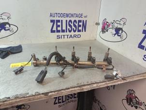 Used Fuel injector nozzle Ford Mondeo IV Wagon 2.0 Ecoboost SCTi 16V Price € 99,75 Margin scheme offered by Zelissen V.O.F. autodemontage