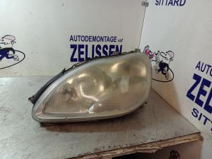 Used Headlight, left Mercedes S (W220) 3.2 S-320 18V Price € 131,25 Margin scheme offered by Zelissen V.O.F. autodemontage