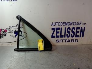 Używane Trójkatna szyba lewy tyl Mercedes S (W220) 3.2 S-320 18V Cena € 42,00 Procedura marży oferowane przez Zelissen V.O.F. autodemontage