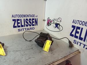 Used Rear brake calliper, right Mercedes S (W220) 3.2 S-320 18V Price € 57,75 Margin scheme offered by Zelissen V.O.F. autodemontage