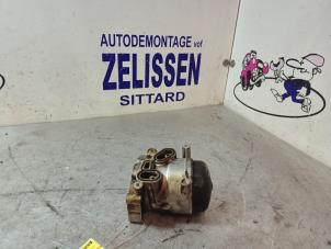 Gebrauchte Ölfiltergehäuse BMW X3 (E83) 2.0 16V Preis € 42,00 Margenregelung angeboten von Zelissen V.O.F. autodemontage