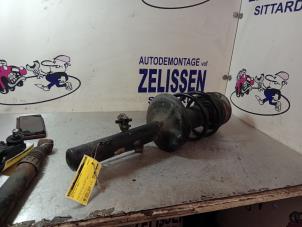 Usagé Barre amortisseur avant droit BMW X3 (E83) 2.0 16V Prix € 78,75 Règlement à la marge proposé par Zelissen V.O.F. autodemontage
