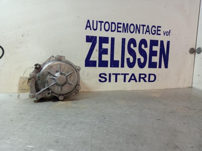 Usagé Pompe à eau BMW X3 (E83) 2.0 16V Prix € 52,50 Règlement à la marge proposé par Zelissen V.O.F. autodemontage