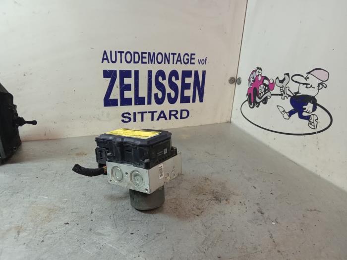 Używane Pompa ABS Mini Mini (R56) 1.6 16V One Cena € 183,75 Procedura marży oferowane przez Zelissen V.O.F. autodemontage