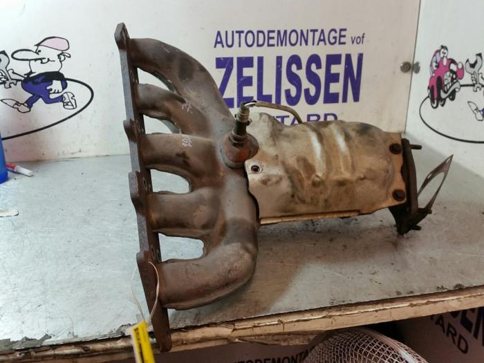 Gebrauchte Abgaskrümmer + Katalysator Volvo V70 (SW) 2.4 20V 140 Preis € 472,50 Margenregelung angeboten von Zelissen V.O.F. autodemontage