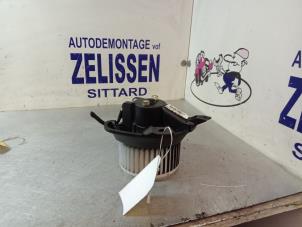 Usagé Moteur de ventilation chauffage Opel Corsa D 1.3 CDTi 16V ecoFLEX Prix € 47,25 Règlement à la marge proposé par Zelissen V.O.F. autodemontage