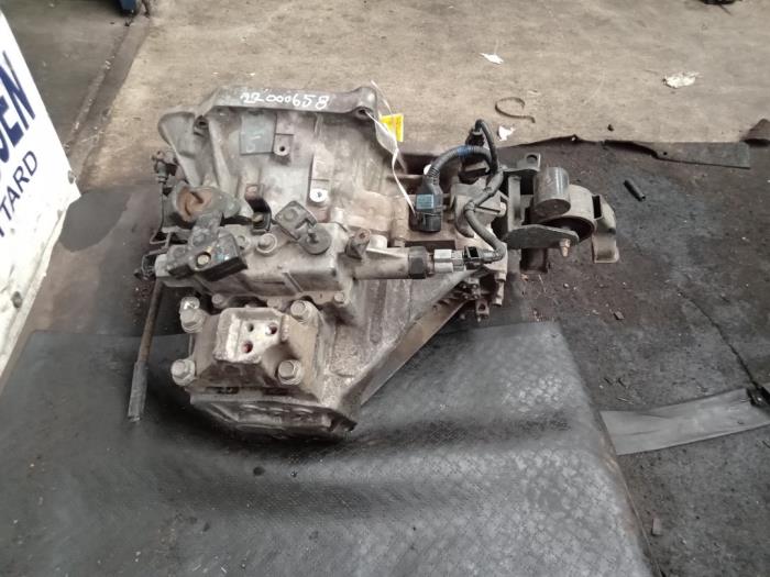 Gearbox Kia Cee'd 1.4 CVVT 16V G4FA R81775