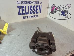 Used Rear brake calliper, right BMW X3 (E83) 2.0 16V Price € 52,50 Margin scheme offered by Zelissen V.O.F. autodemontage
