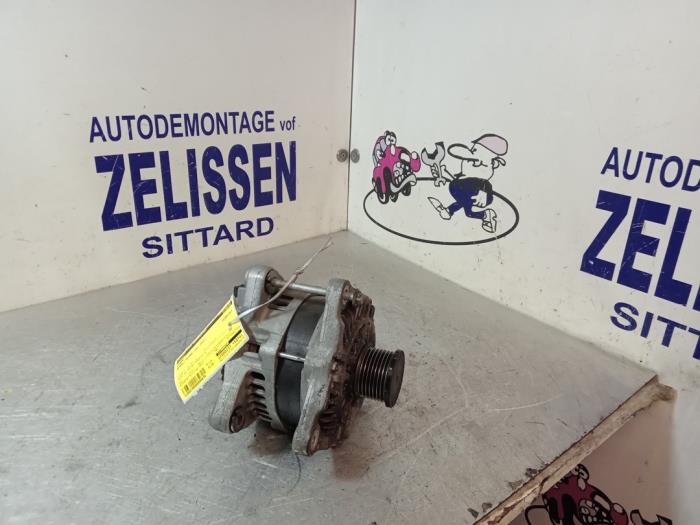 Gebrauchte Dynamo Renault Megane III Grandtour (KZ) 1.4 16V TCe 130 Preis € 78,75 Margenregelung angeboten von Zelissen V.O.F. autodemontage