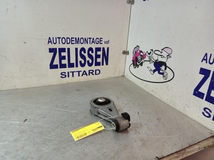 Used Engine mount Ford Fiesta 6 (JA8) 1.25 16V Price € 47,25 Margin scheme offered by Zelissen V.O.F. autodemontage