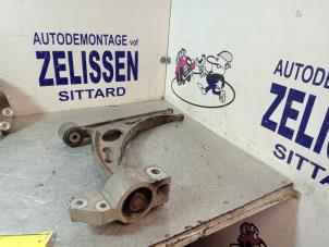 Usagé Bras de suspension avant droit Volkswagen Eos (1F7/F8) 1.6 FSI 16V Prix € 42,00 Règlement à la marge proposé par Zelissen V.O.F. autodemontage