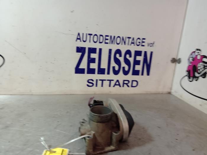 Usagé Boitier papillon Seat Ibiza III (6L1) 1.4 16V 75 Prix € 42,00 Règlement à la marge proposé par Zelissen V.O.F. autodemontage