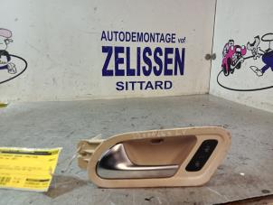 Used Door handle 4-door, front left Volkswagen Eos (1F7/F8) 1.6 FSI 16V Price € 15,75 Margin scheme offered by Zelissen V.O.F. autodemontage
