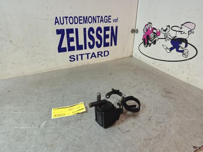 Begagnade Vattenpump Peugeot 308 (4A/C) 1.6 16V THP 150 Pris € 42,00 Marginaltabell erbjuds av Zelissen V.O.F. autodemontage