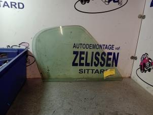 Usados Ventanilla adicional de puerta de 2 puertas izquierda delante Volkswagen Eos (1F7/F8) 1.6 FSI 16V Precio € 42,00 Norma de margen ofrecido por Zelissen V.O.F. autodemontage