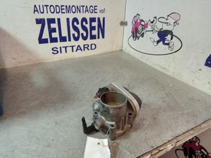 Gebrauchte Drosselklappengehäuse Renault Megane II (BM/CM) 1.6 16V Preis € 47,25 Margenregelung angeboten von Zelissen V.O.F. autodemontage