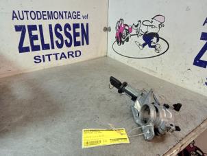 Usagé Serrure de contact + clé Opel Astra H SW (L35) 1.6 16V Twinport Prix € 52,50 Règlement à la marge proposé par Zelissen V.O.F. autodemontage