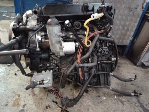 Engine from a BMW 7 serie (E65/E66/E67) 730d,Ld 3.0 24V 2006