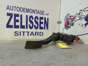 Used Accelerator pedal Mitsubishi Colt (Z2/Z3) 1.1 12V Price € 31,50 Margin scheme offered by Zelissen V.O.F. autodemontage