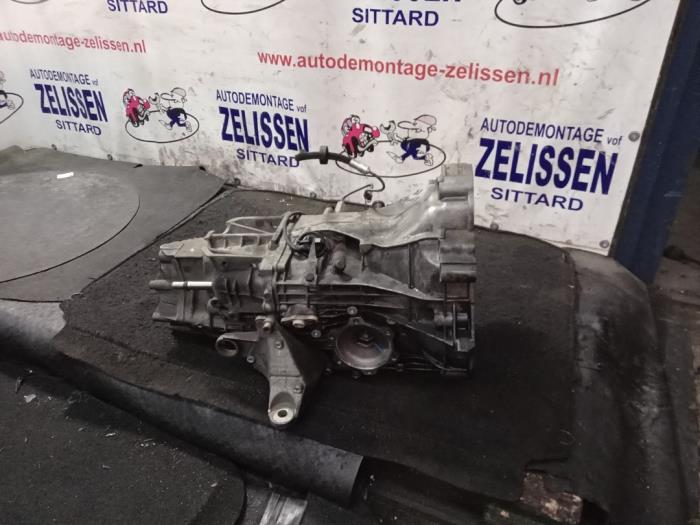 Usagé Boîte de vitesse Audi A4 Avant (B5) 1.9 TDI Prix € 315,00 Règlement à la marge proposé par Zelissen V.O.F. autodemontage