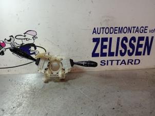 Usagé Commodo d'essuie glace Mitsubishi Colt (Z2/Z3) 1.1 12V Prix € 47,25 Règlement à la marge proposé par Zelissen V.O.F. autodemontage