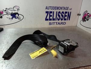 Used Rear seatbelt, right Nissan Pixo (D31S) 1.0 12V Price € 52,50 Margin scheme offered by Zelissen V.O.F. autodemontage