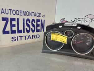 Usagé Instrument de bord Opel Zafira (M75) 1.6 16V Prix € 47,25 Règlement à la marge proposé par Zelissen V.O.F. autodemontage