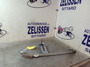 Used Rear door window mechanism 4-door, left Opel Zafira (M75) 1.6 16V Price € 26,25 Margin scheme offered by Zelissen V.O.F. autodemontage