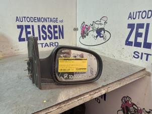 Used Wing mirror, right Daihatsu Cuore (L251/271/276) 1.0 12V Price € 31,50 Margin scheme offered by Zelissen V.O.F. autodemontage