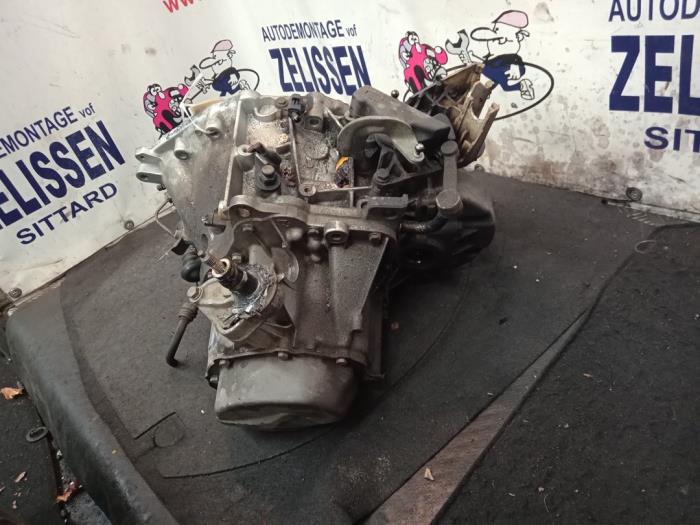 Gearbox Peugeot 206 CC 1.6 16V - NFU 20DM37