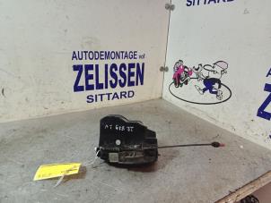 Used Door lock mechanism 4-door, front left BMW 7 serie (E65/E66/E67) 730d,Ld 3.0 24V Price € 52,50 Margin scheme offered by Zelissen V.O.F. autodemontage