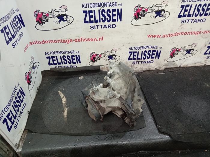 Gebrauchte Getriebe Ford Fiesta 5 (JD/JH) 1.4 16V Preis € 236,25 Margenregelung angeboten von Zelissen V.O.F. autodemontage