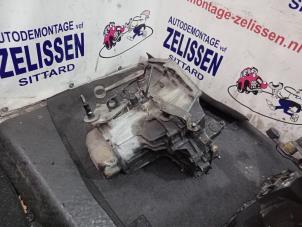 Usados Caja de cambios Peugeot 206 Precio € 367,50 Norma de margen ofrecido por Zelissen V.O.F. autodemontage