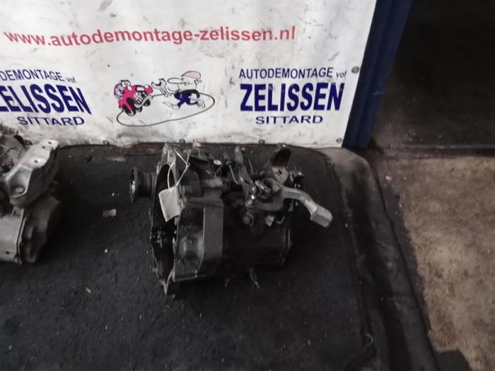 Gebrauchte Getriebe Volkswagen Polo IV (9N1/2/3) 1.2 12V Preis € 210,00 Margenregelung angeboten von Zelissen V.O.F. autodemontage