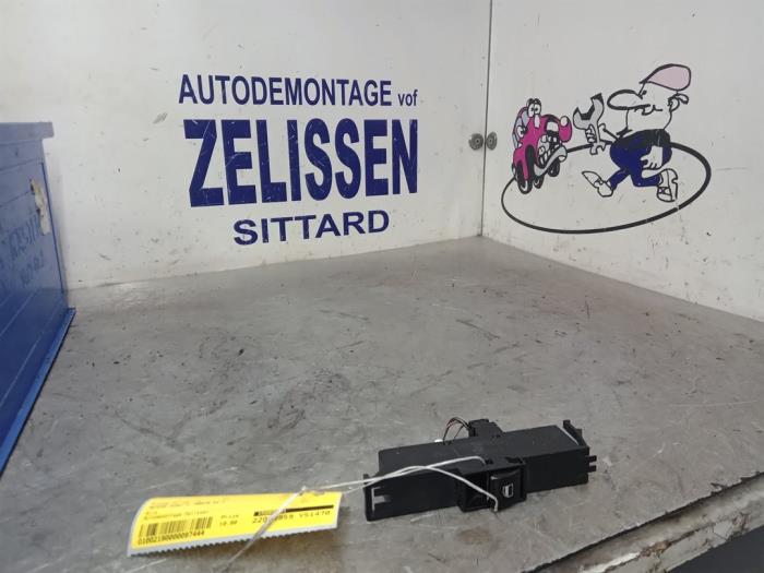 Gebrauchte Elektromotor Elektro-Auto BMW 3-Serie Preis € 10,50 Margenregelung angeboten von Zelissen V.O.F. autodemontage