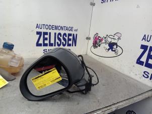 Usagé Rétroviseur extérieur gauche Peugeot 207 CC (WB) 1.6 16V Prix € 105,00 Règlement à la marge proposé par Zelissen V.O.F. autodemontage