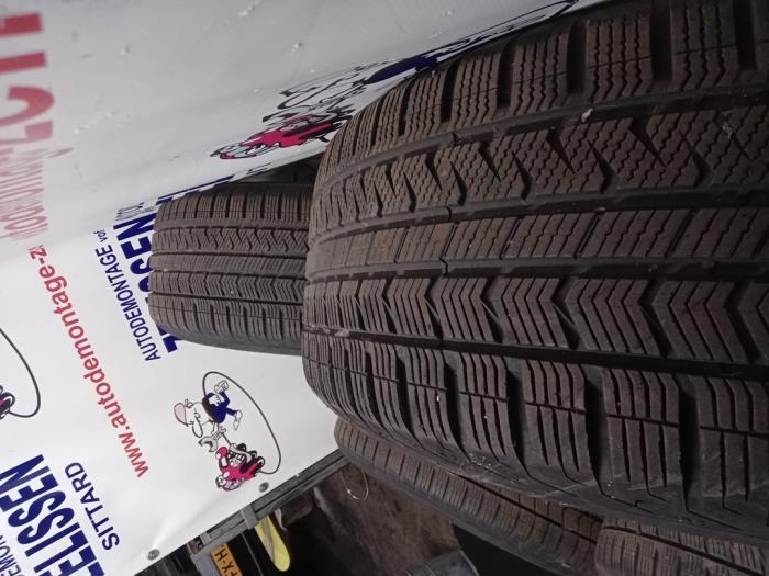 Sportfelgensatz + Reifen Mercedes ML I 320 3.2 V6 18V Autom  