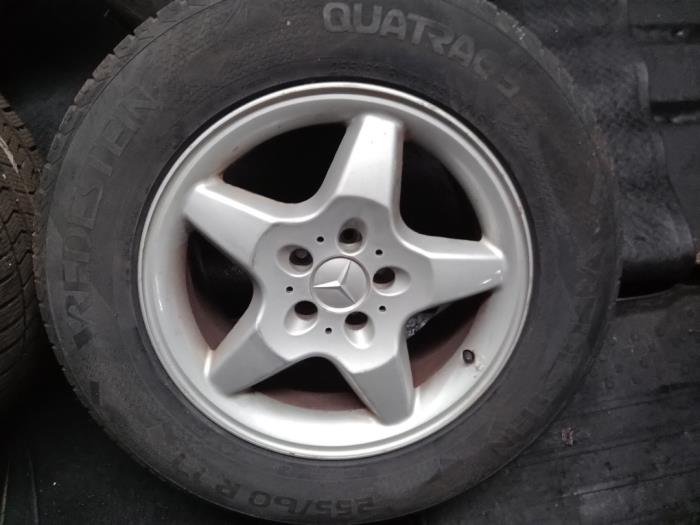 Sportfelgensatz + Reifen Mercedes ML I 320 3.2 V6 18V Autom 