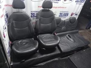 Used Set of upholstery (complete) Mini Mini Cooper S (R53) 1.6 16V Price € 393,75 Margin scheme offered by Zelissen V.O.F. autodemontage
