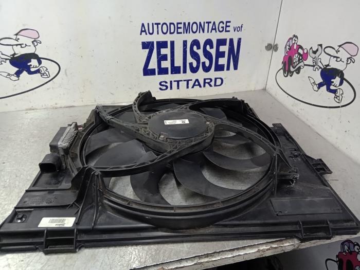 Używane Wentylator BMW 1 serie (F20) 116i 1.6 16V Cena € 84,00 Procedura marży oferowane przez Zelissen V.O.F. autodemontage