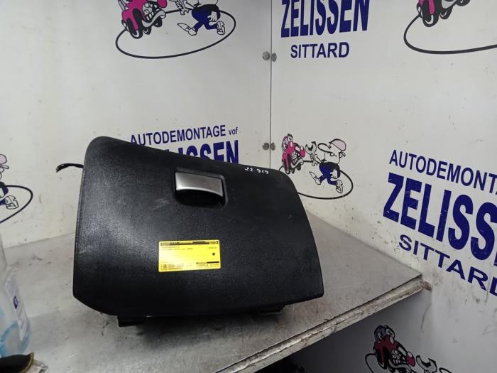 Begagnade Handskfack Alfa Romeo MiTo (955) 1.4 16V Pris € 42,00 Marginaltabell erbjuds av Zelissen V.O.F. autodemontage