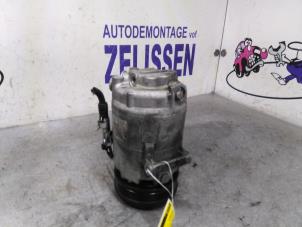 Usagé Pompe clim Opel Astra H SW (L35) 1.8 16V Prix € 78,75 Règlement à la marge proposé par Zelissen V.O.F. autodemontage