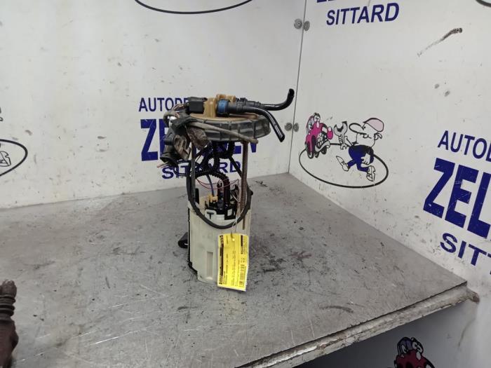 Gebrauchte Benzinpumpe Mercedes Sprinter 3,5t (906.63) 315 CDI 16V Preis € 99,75 Margenregelung angeboten von Zelissen V.O.F. autodemontage