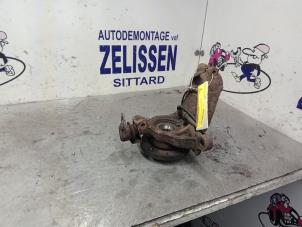 Usagé Suspension de roue avant droite Peugeot 1007 (KM) 1.4 16V Prix € 52,50 Règlement à la marge proposé par Zelissen V.O.F. autodemontage