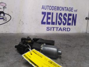 Używane Silnik szyby drzwiowej Citroen C4 Coupé (LA) 1.6 16V VTi 120 Cena € 42,00 Procedura marży oferowane przez Zelissen V.O.F. autodemontage