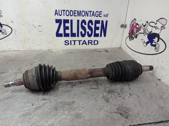 Front drive shaft, left from a Mercedes-Benz A (W168) 1.4 A-140 2001