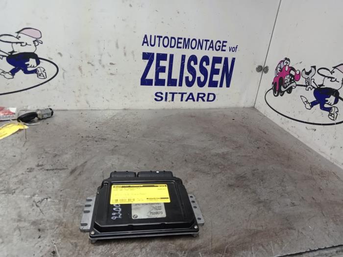 Used Engine management computer Mini ONE Price € 126,00 Margin scheme offered by Zelissen V.O.F. autodemontage