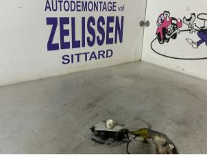 Używane Rozdzielacz cisnienia hamulcowego Opel Astra G (F70) 1.7 DTL Cena € 31,50 Procedura marży oferowane przez Zelissen V.O.F. autodemontage