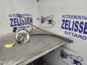 Usagé Flotteur de carburant Mini ONE Prix € 52,50 Règlement à la marge proposé par Zelissen V.O.F. autodemontage